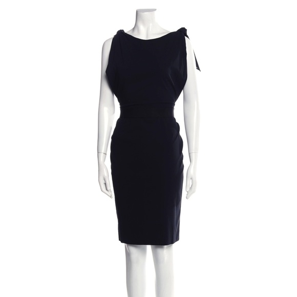 Dolce & Gabbana Dresses & Skirts - Dolce and Gabbana silk sheath dress